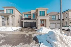 1271 Plymouth Drive, Oshawa, ON L1L 0T9