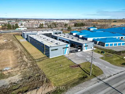 250 Lake Road Unit 10, Clarington, On L1c 4p8