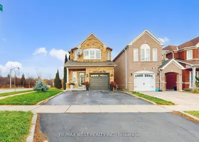 Detached in Pickering