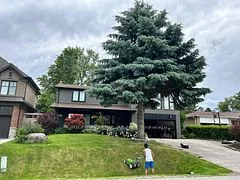 1926 Bonita Avenue, Pickering, ON L1V 3N2