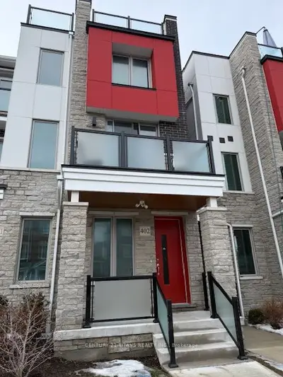 Att/Row/Townhouse in Pickering