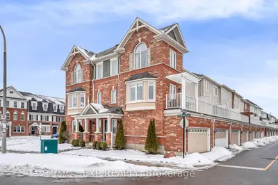 Att/Row/Townhouse in Pickering