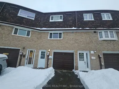 Condo Townhouse in Toronto