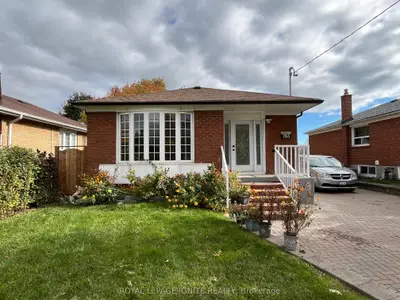 Detached in Toronto
