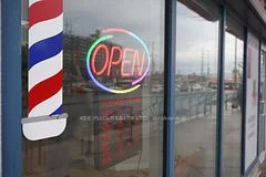 2560 Lawrence Avenue E 1, Toronto E04, On M1p 2r7