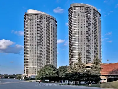 125 Village Green Square 3606, Toronto E07, ON M1S 0G3