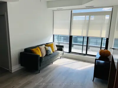 Condo Apartment in Whitby