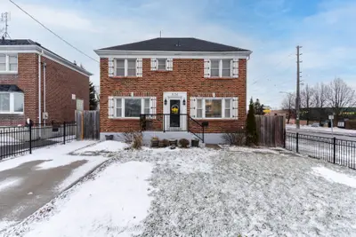 Detached in Oshawa