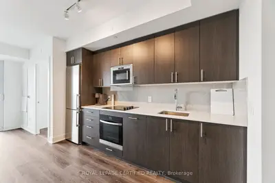 2545 Simcoe Street N 1615, Oshawa, ON L1H 7K4