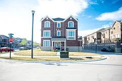 3251 Brigadier Avenue, Pickering, ON L1X 0N1