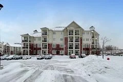 80 Aspen Springs Drive 423, Clarington, On L1c 0v4