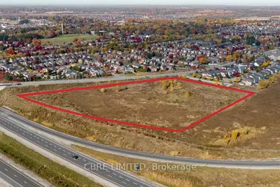 Courtland & Anderson Street, Whitby, On, L1m 2l3