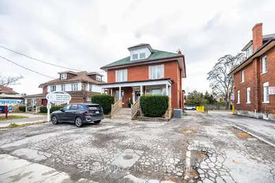 231 King Street E, Oshawa, On L1h 1c5