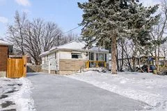 Detached in Oshawa