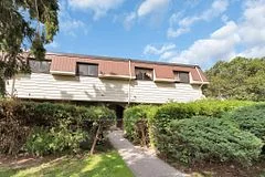 506 Normandy Street 14, Oshawa, ON L1H 7N8