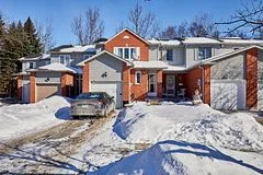 127 Galbraith Court, Clarington, ON L1C 4P7