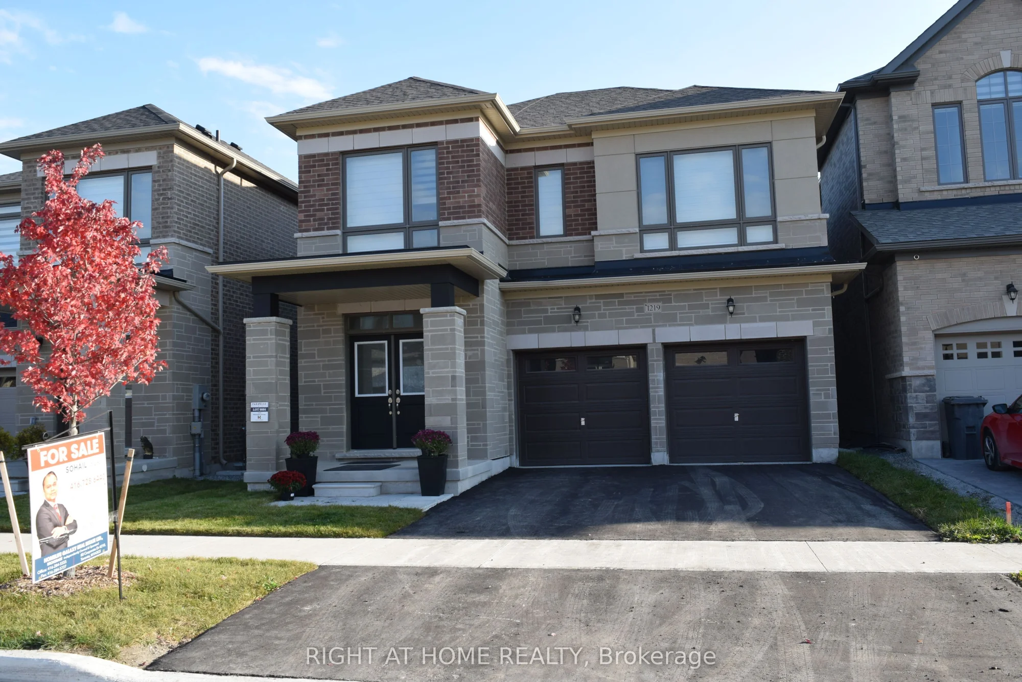 1219 Wilmington Avenue, Oshawa, ON L1L 0T9