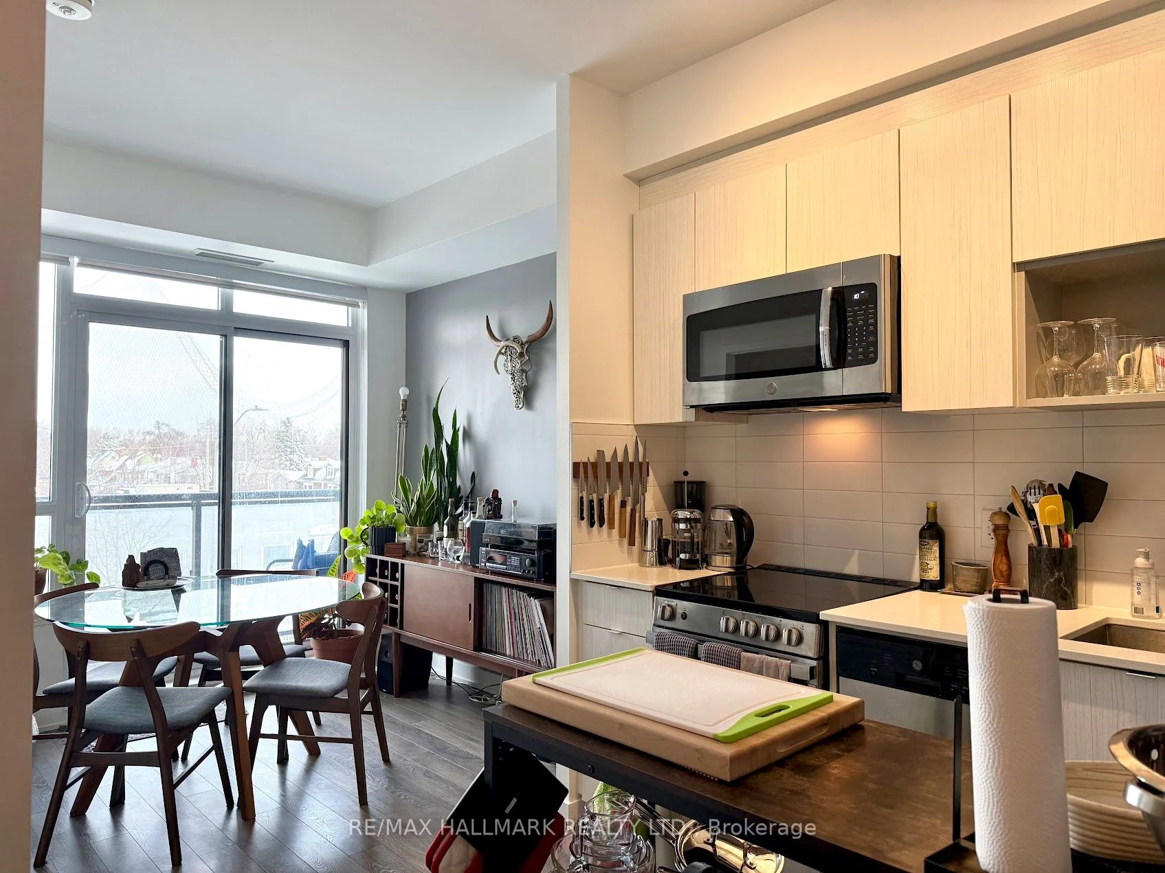 630 Greenwood Avenue 312, Toronto E01, ON M4J 4B2