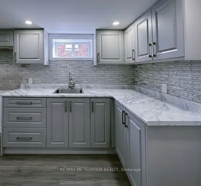 87 Cadillac Avenue S #basement, Oshawa, On L1h 5z3
