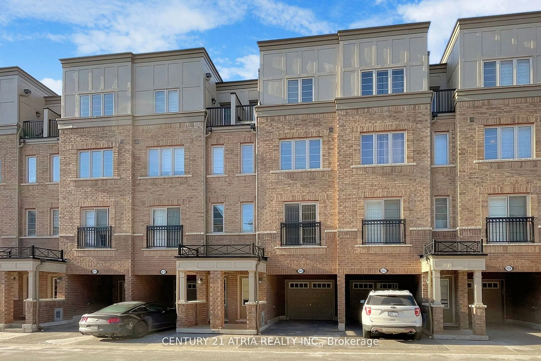 2620 Deputy Minister Path, Oshawa, ON L1L 0M7