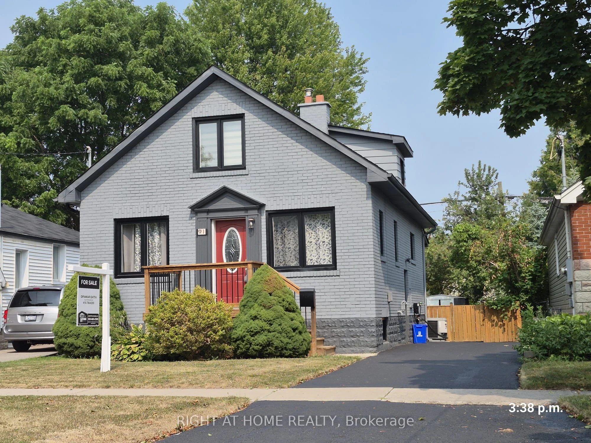 91 Patricia Avenue, Oshawa, ON L1G 5X7