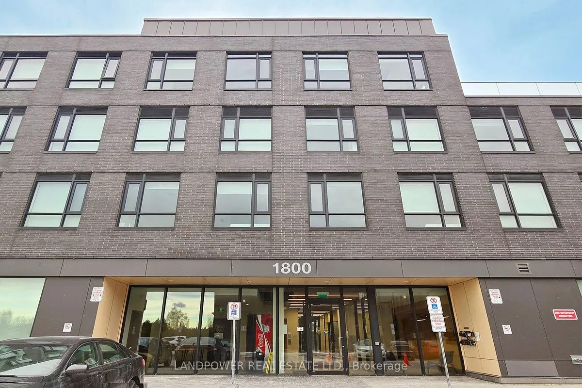 1800 Simcoe Street N 313, Oshawa, ON L1G 0C2
