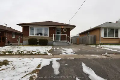 885 Myers Street Main, Oshawa, ON L1N 5N3