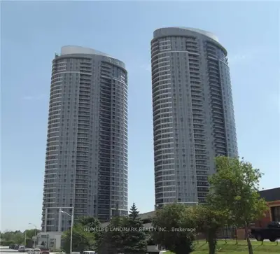 135 Village Green Square 1215, Toronto E07, ON M1S 0G4
