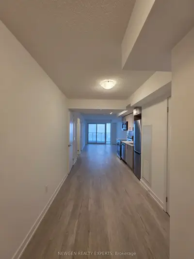 1010 Sandy Beach Road 2009, Pickering, ON L1W 3V9