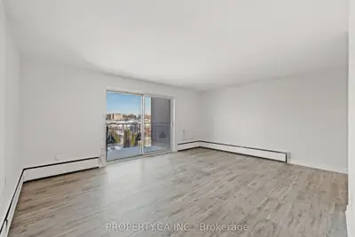 1055 Victoria Park Avenue 607, Toronto E04, On M4b 2j8