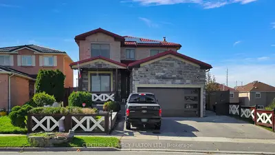287 Ravenscroft Road Legal Bsmt, Ajax, ON L1T 2A3