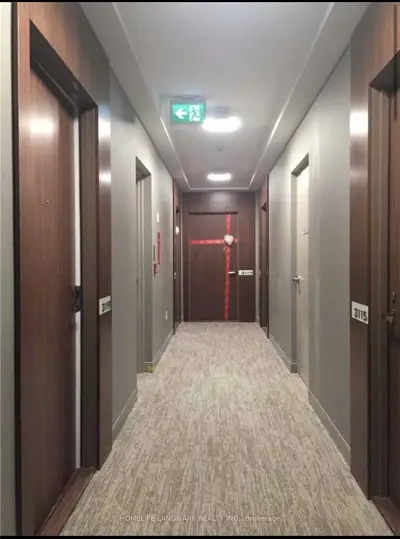 275 Village Green Square 3118, Toronto E07, ON M1S 0L8