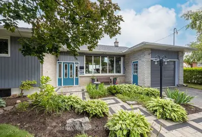 129 Briar Court, Oshawa, ON L1G 6M4