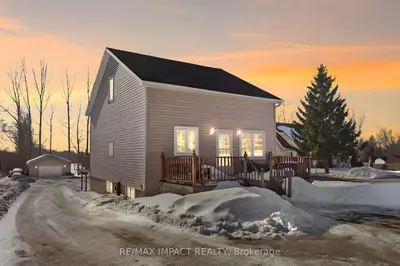 4423 Durham Regional Hwy 2 Highway, Clarington, ON L0A 1J0