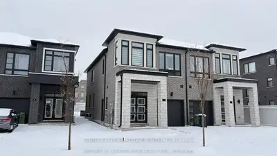 11 Liam Foudy Court, Toronto E09, ON M1P 0G3