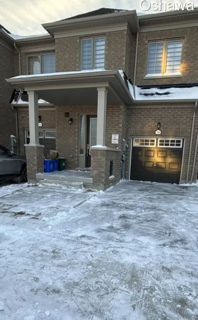 2008 Verne Bowen Street, Oshawa, ON L1L 0S3