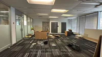55 Town Centre Court 109a, Toronto E09, ON M1P 4X4