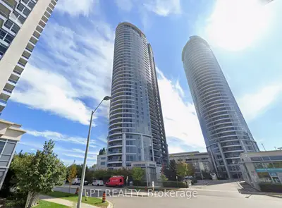 125 Village Green Square 810, Toronto E07, ON M1S 0G3