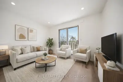 343 Greenwood Avenue Third Floor, Toronto E01, ON M4L 2R6