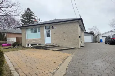315 Rossland Road W Bsmt, Whitby, On L1n 3h8
