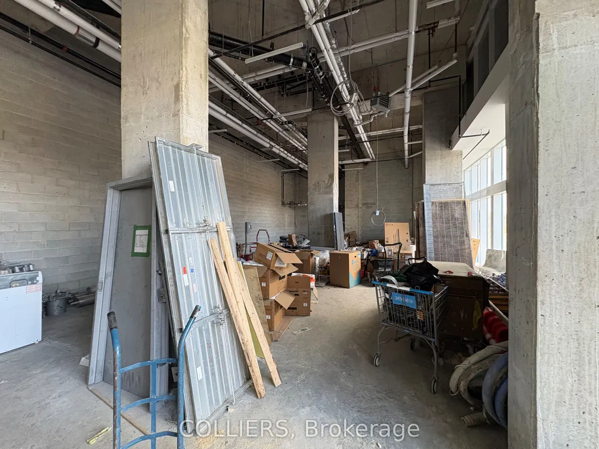 7 Village Green Square, Toronto E07, On M1t 3g2
