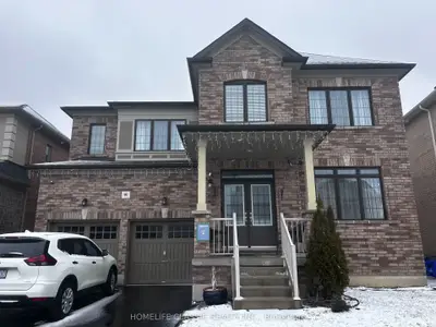 91 Crombie Street S, Clarington, ON L1C 0T6