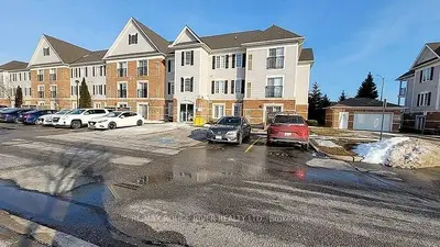 102 Aspen Springs Drive 305, Clarington, ON L1C 5N6