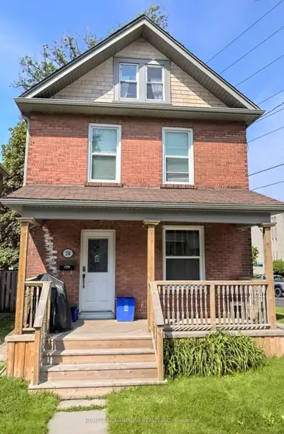 238 Dearborn Avenue, Oshawa, On L1g 4z4