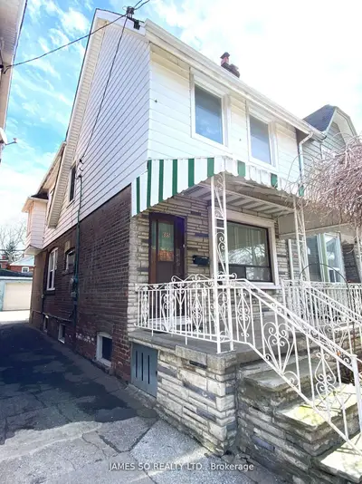 695 Greenwood Avenue Bsmt, Toronto E03, On M4j 4b6