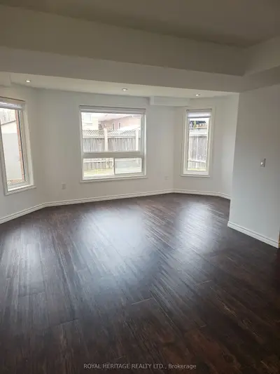 51 Frank Wheeler Avenue, Clarington, ON L1E 3J6