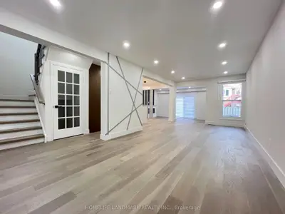 26 Ponymill Drive, Toronto, On M1v 2y1