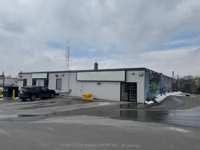 356 Dean Avenue 4 and 5, Oshawa, ON L1H 3E2