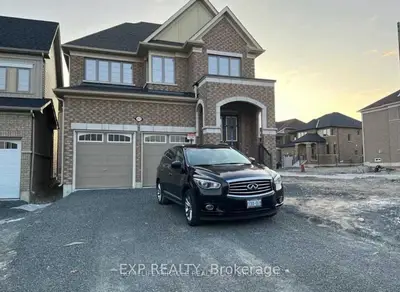 2472 Kentucky Derby Way, Oshawa, ON L1R 0R7