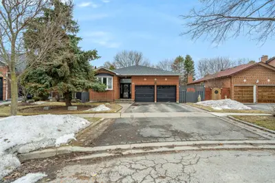 71 Inglewood Place Basement, Whitby, ON L1N 8Z8